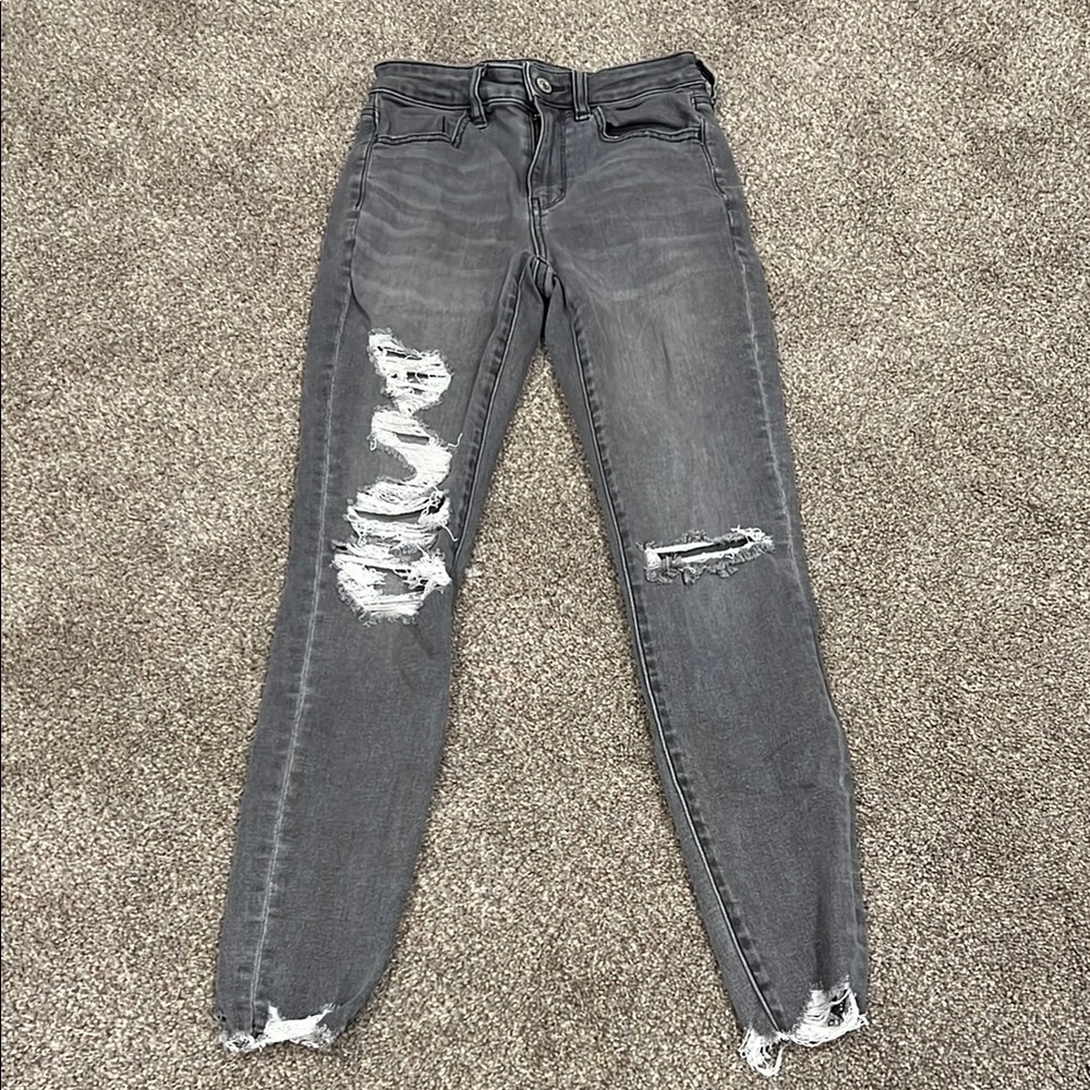 American Eagle Outfitters Gray Hi-Rise Jegging Distressed Jeans